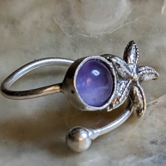 Natural Purple Jade in Starfish Ring in Silver Plated - Picture 3 of 3